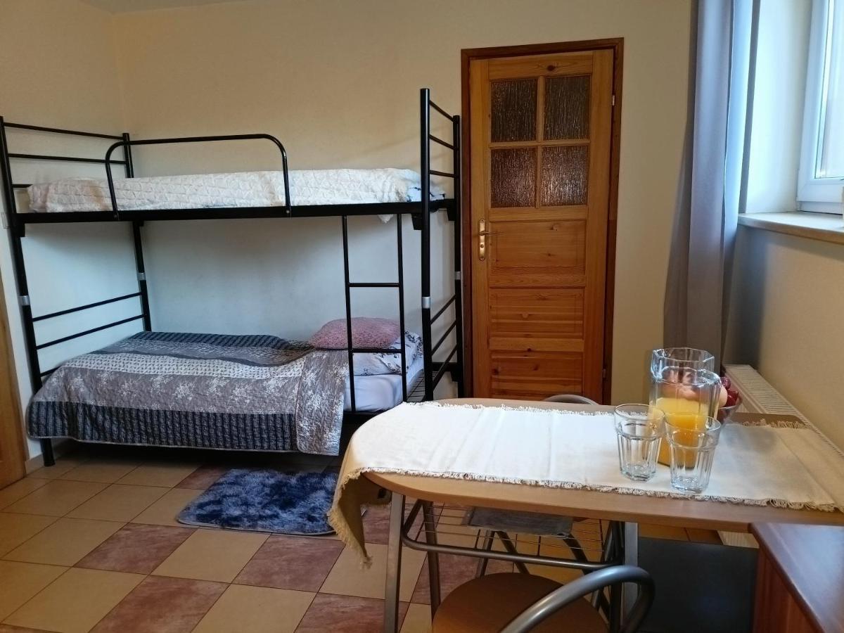 Solorena Junoszyno Εξωτερικό φωτογραφία